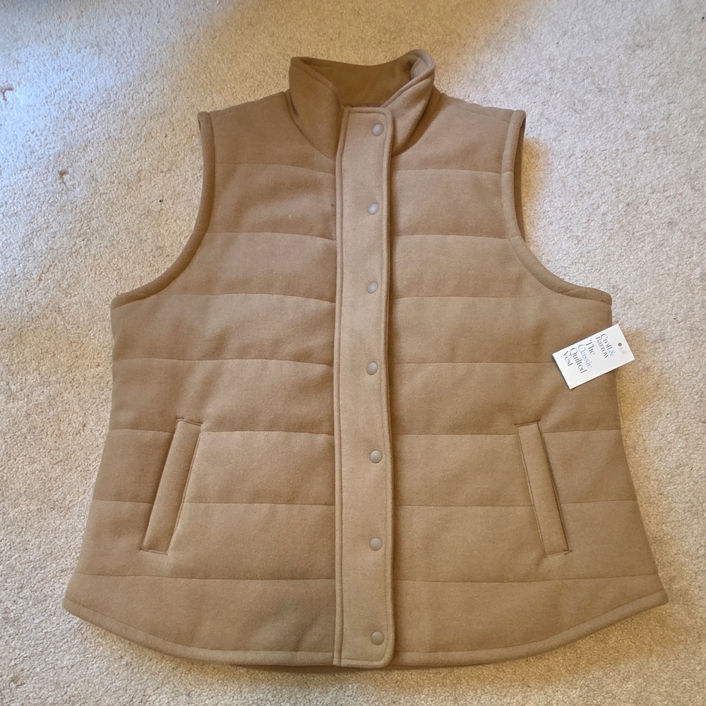 Croft &‎ Barrow Women's Tan Quilted Vest
